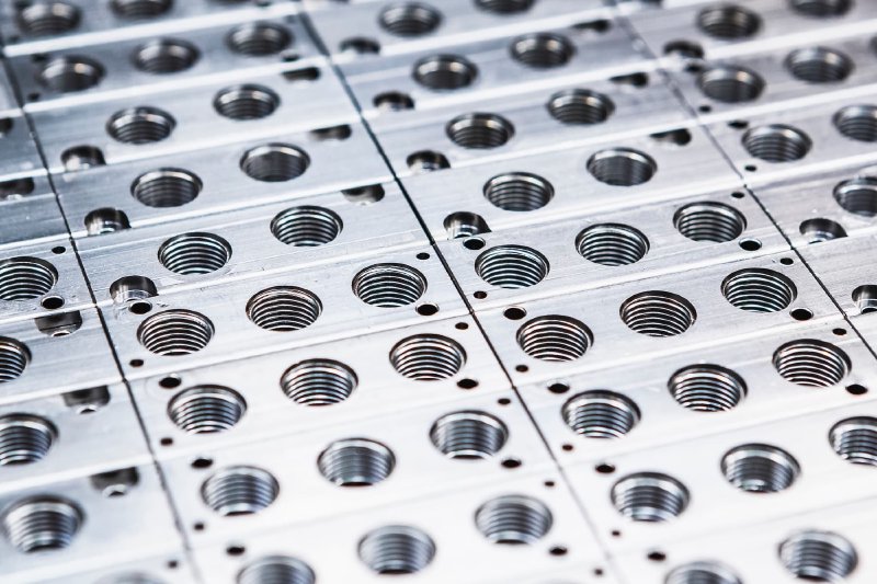 Pneumatic solenoid valve bodies with Niplate 500 high phosphorus electroless nickel plating